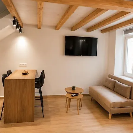 Sas Luxury 2 Apartment