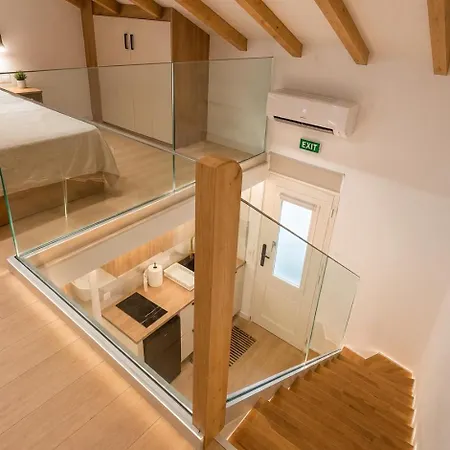 Sas Luxury 2 Apartment *